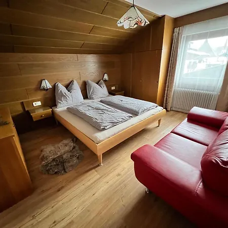 Haus Kneissl Apartment Seefeld in Tirol Room photo