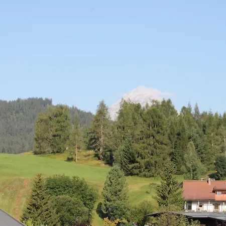 Haus Kneissl Apartment Seefeld in Tirol Room photo