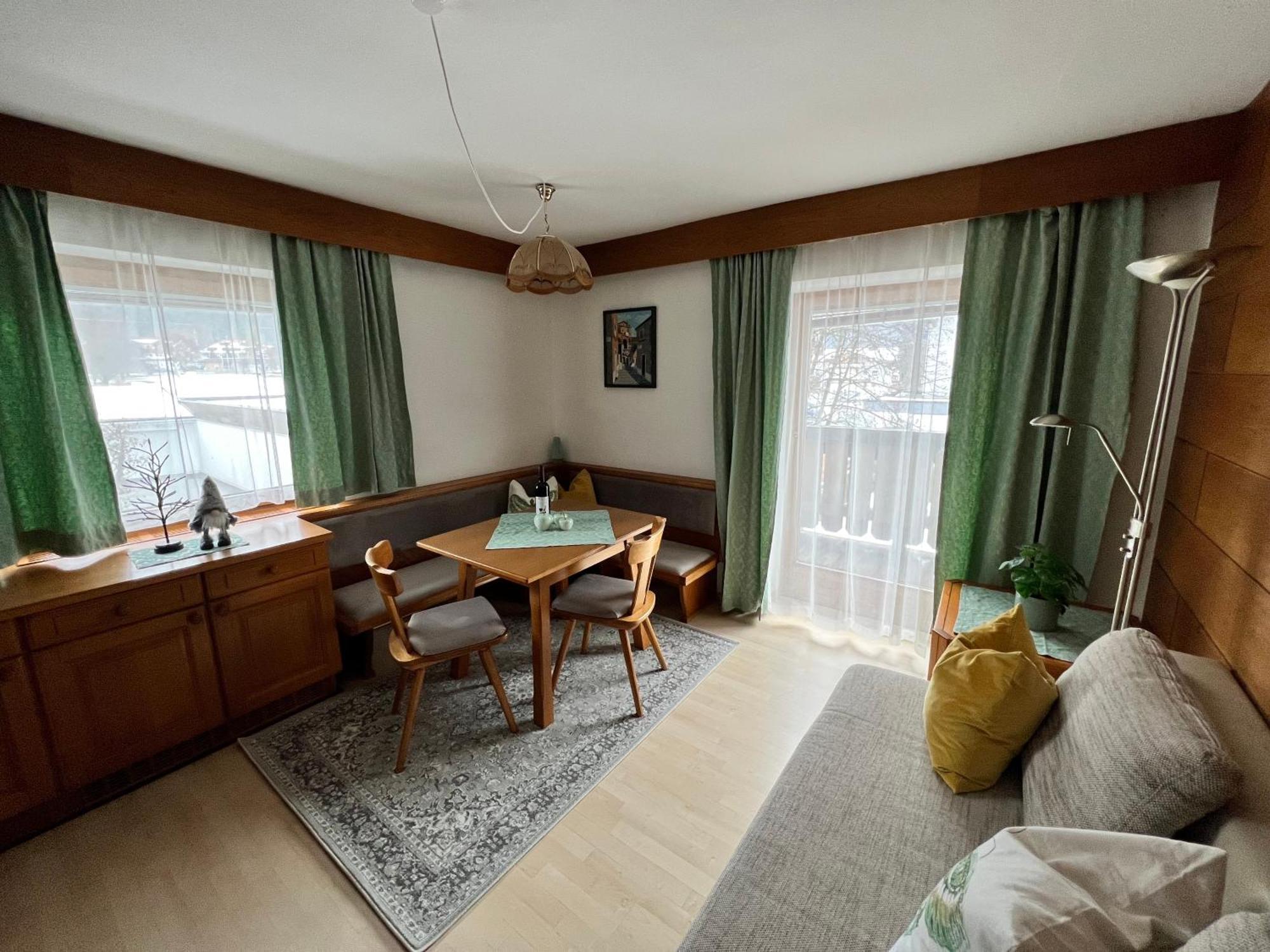Apartment Haus Kneissl Seefeld in Tirol
